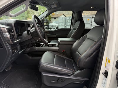 2025 Ford F-350SD Lariat