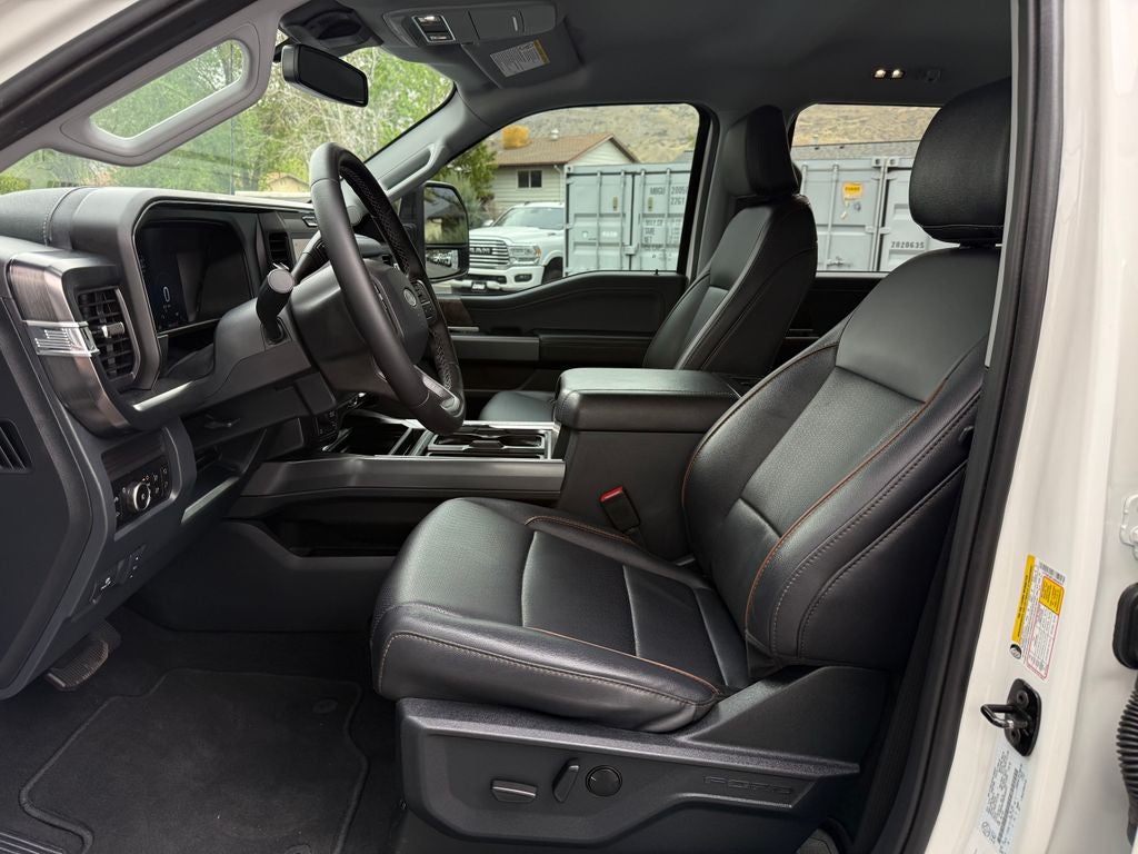 2025 Ford F-350SD Lariat