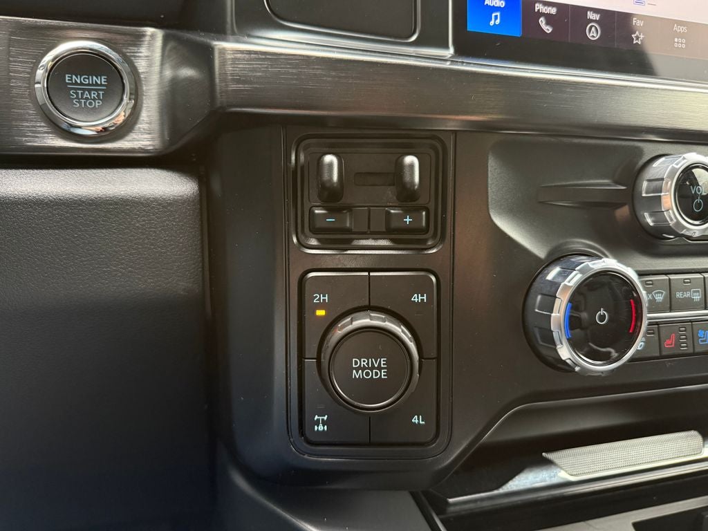 2025 Ford F-350SD Lariat