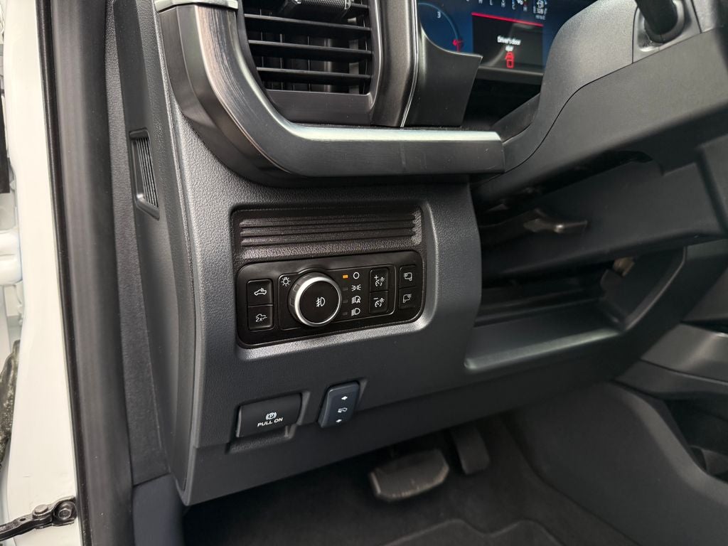 2025 Ford F-350SD Lariat