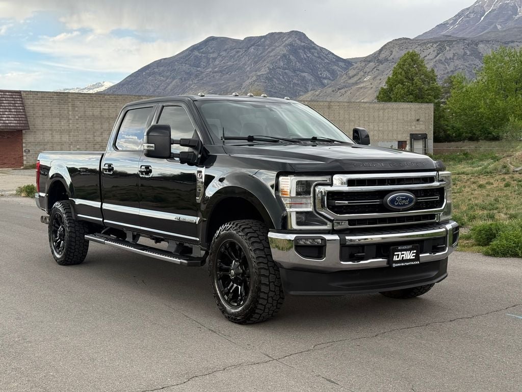 2022 Ford F-350SD Lariat