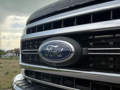2022 Ford F-350SD Lariat