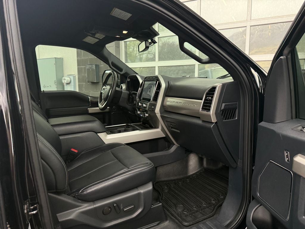 2022 Ford F-350SD Lariat