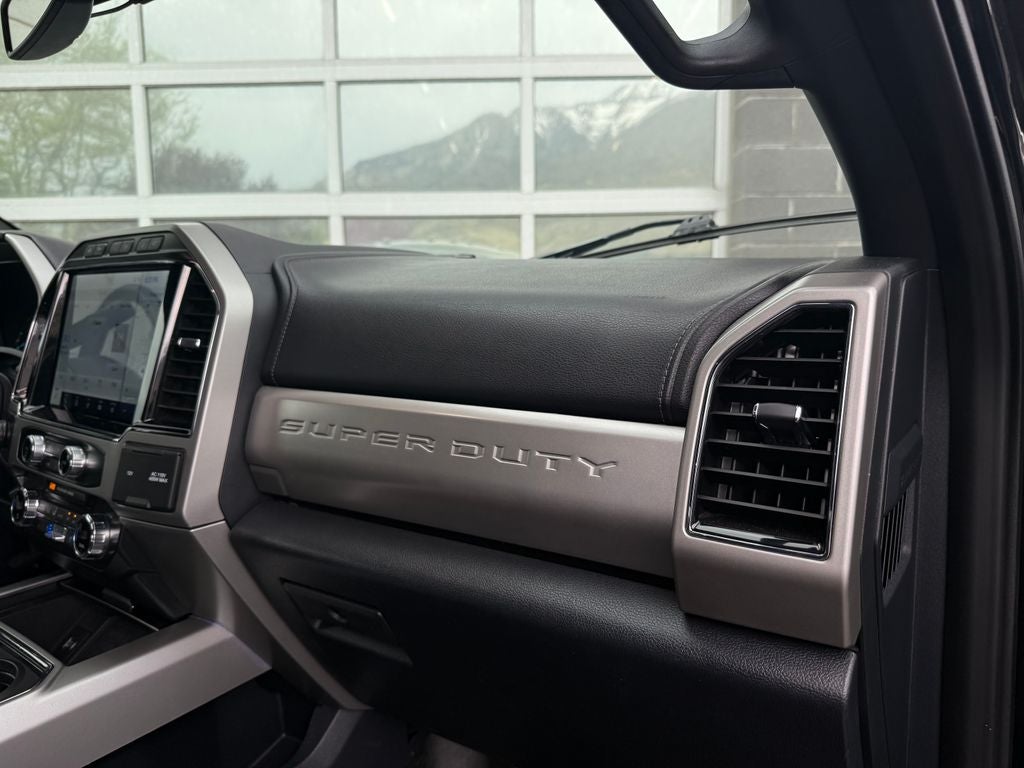 2022 Ford F-350SD Lariat