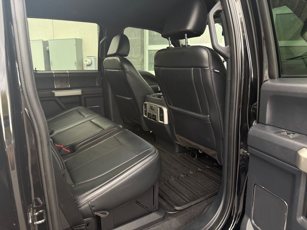 2022 Ford F-350SD Lariat