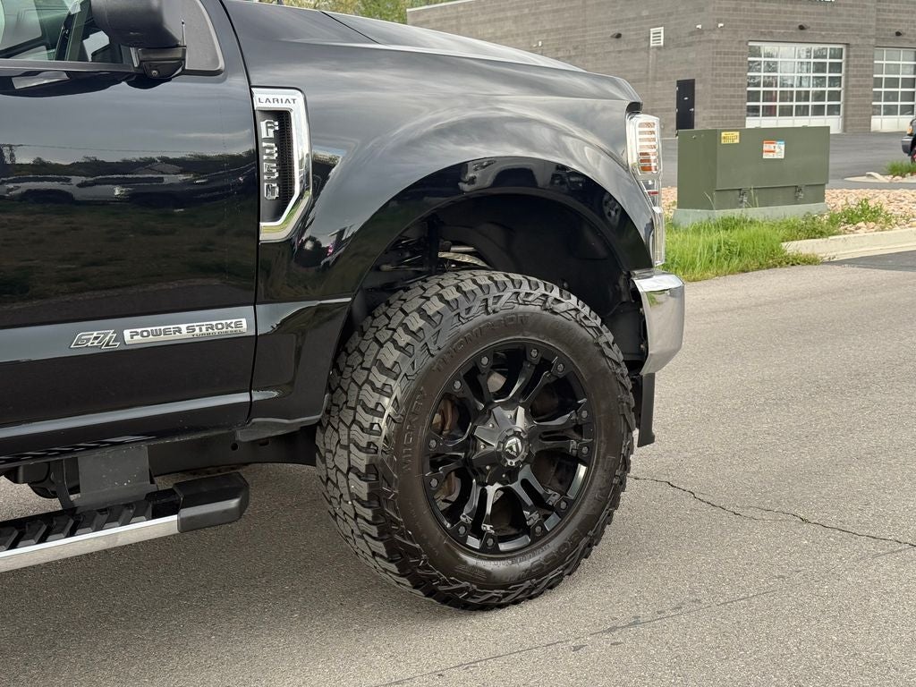 2022 Ford F-350SD Lariat