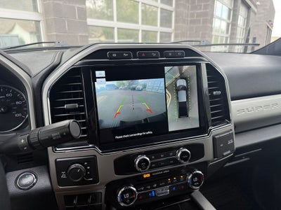 2022 Ford F-350SD Lariat