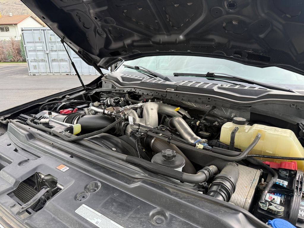 2022 Ford F-350SD Lariat