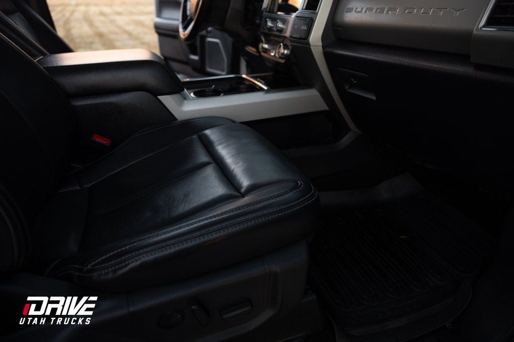 2022 Ford F-350SD Lariat