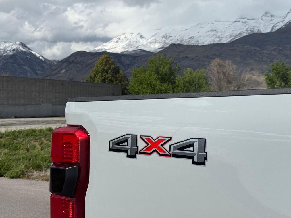 2025 Ford F-350SD Lariat