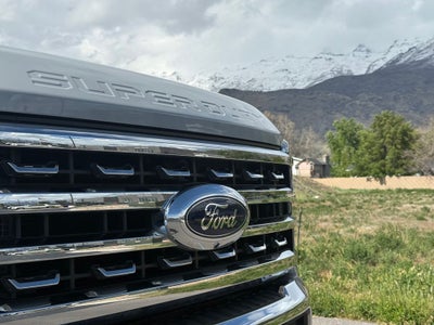 2025 Ford F-350SD Lariat