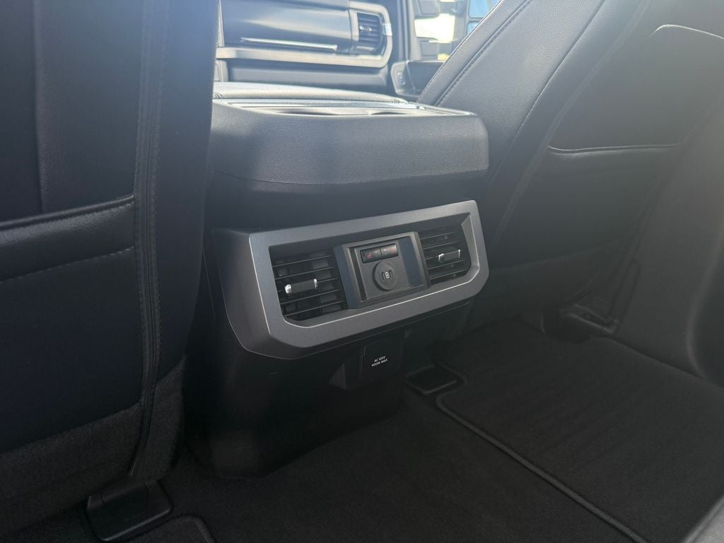 2025 Ford F-350SD Lariat