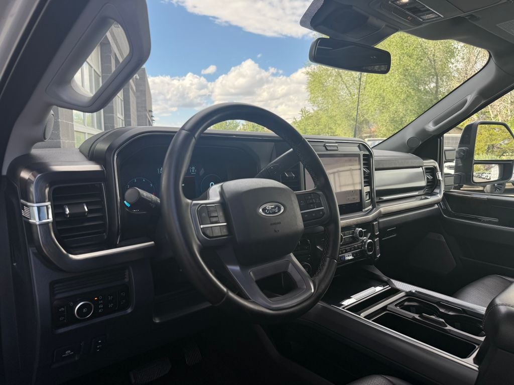 2025 Ford F-350SD Lariat