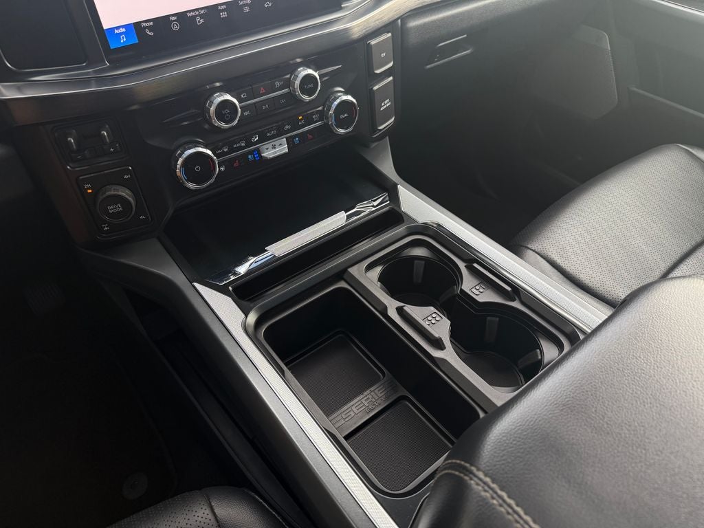 2025 Ford F-350SD Lariat