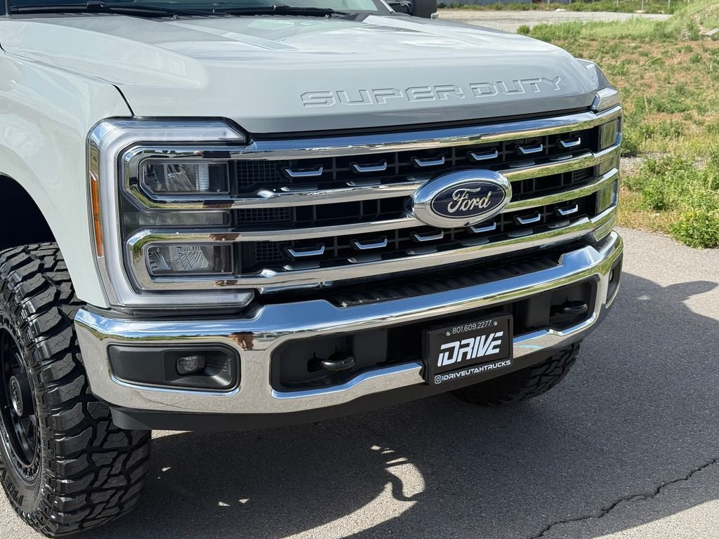 2025 Ford F-350SD Lariat