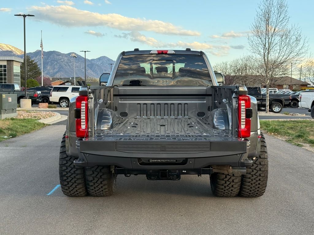 2026 Ford F-350SD Lariat DRW