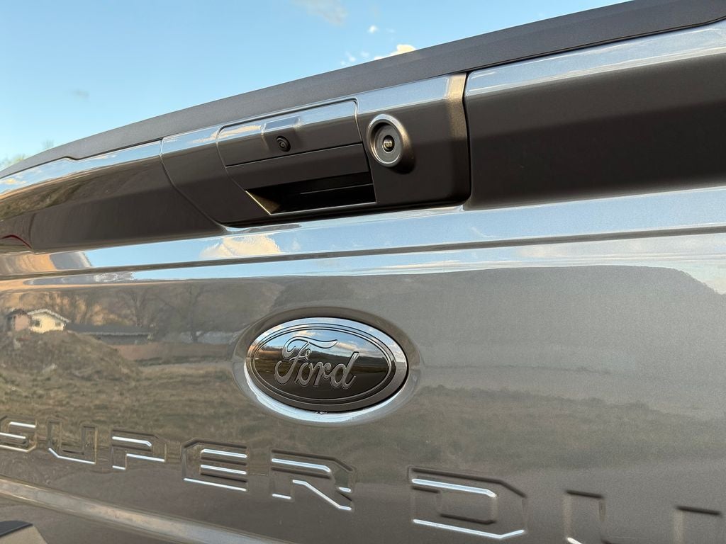 2026 Ford F-350SD Lariat DRW