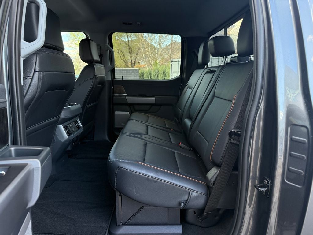 2026 Ford F-350SD Lariat DRW