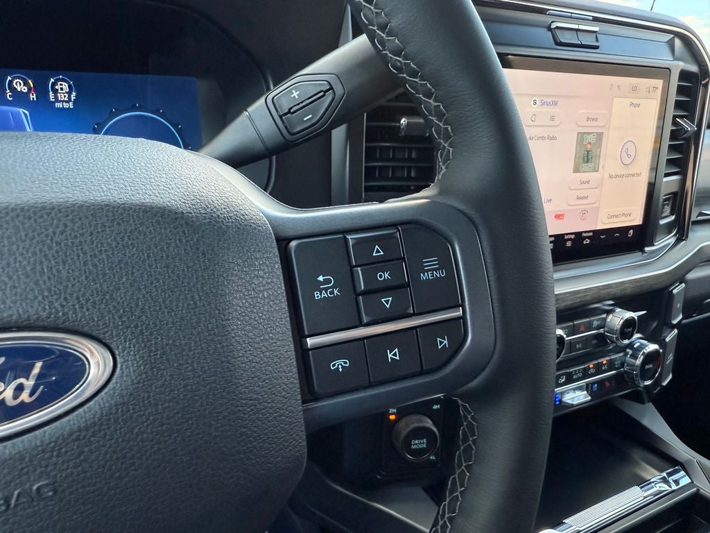 2026 Ford F-350SD Lariat DRW