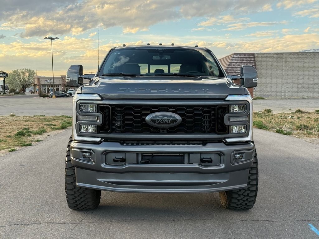 2026 Ford F-350SD Lariat DRW
