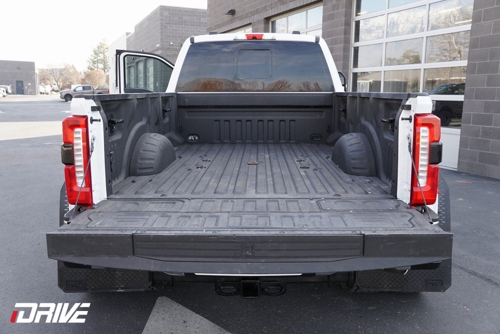 2023 Ford F-450SD Lariat DRW