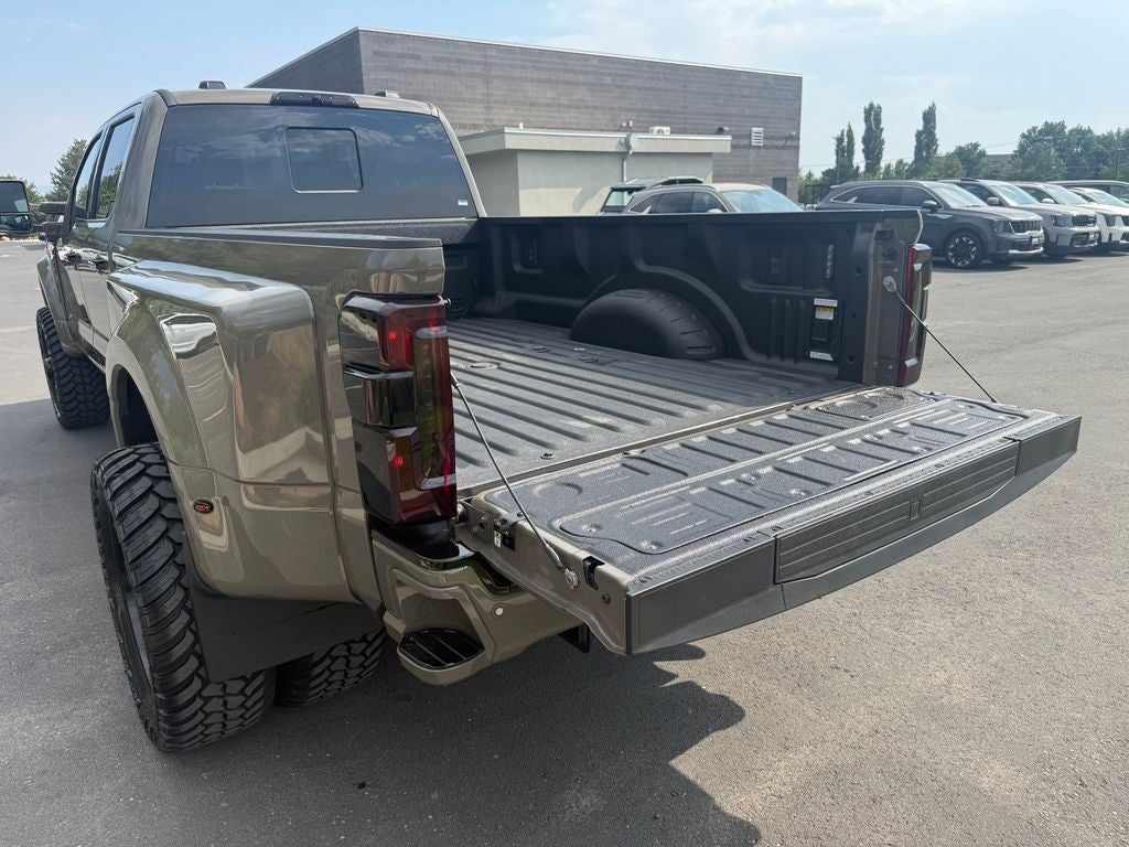 2026 Ford F-450SD King Ranch DRW