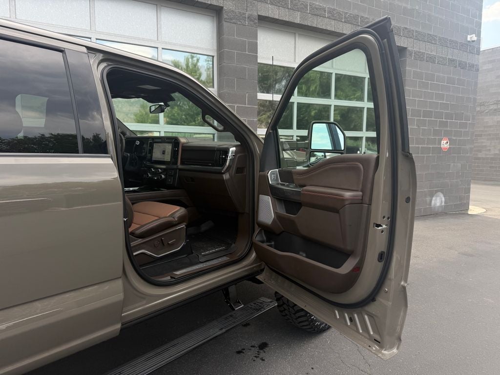 2026 Ford F-450SD King Ranch DRW