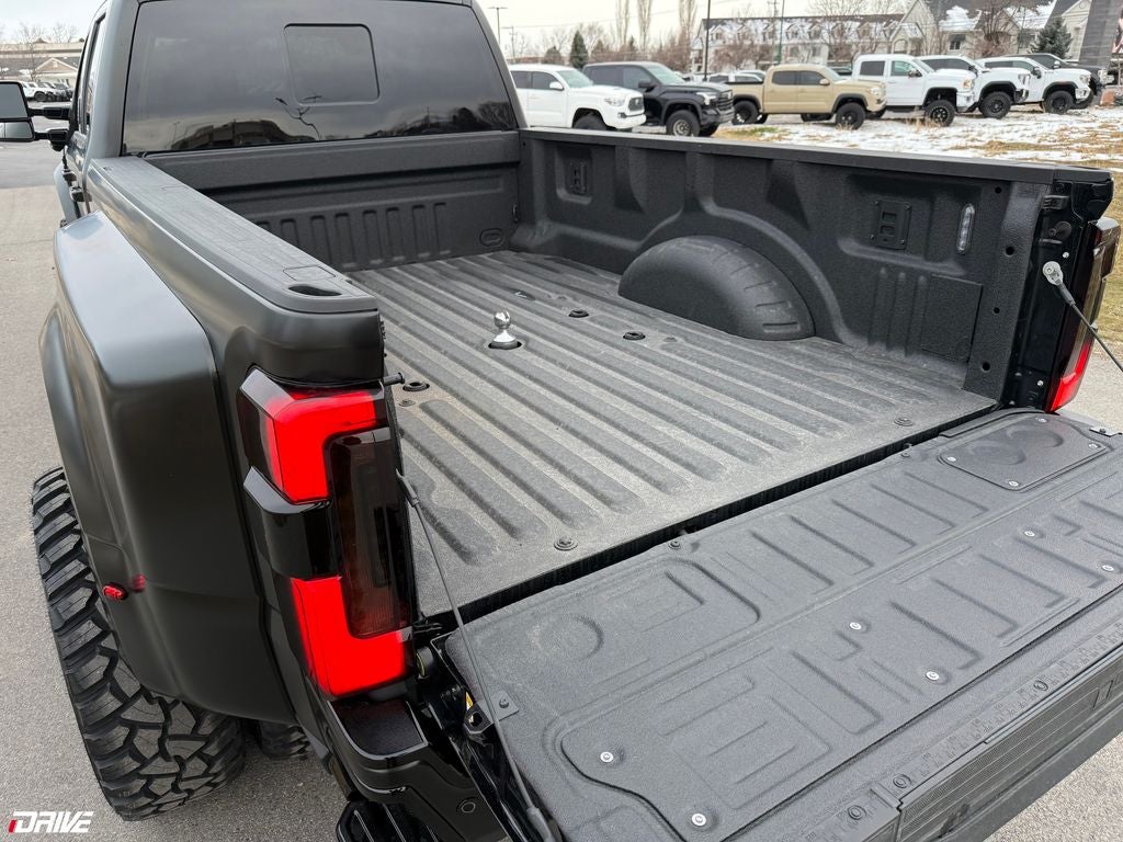 2026 Ford F-450SD Platinum DRW