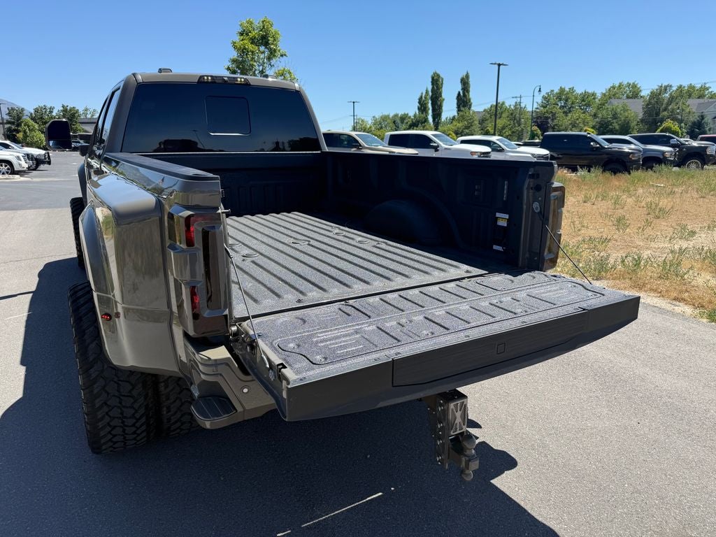 2026 Ford F-450SD King Ranch DRW