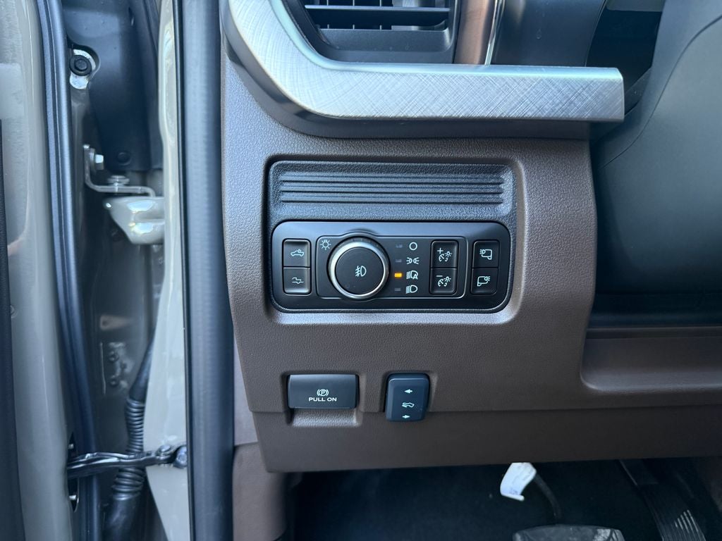 2026 Ford F-450SD King Ranch DRW