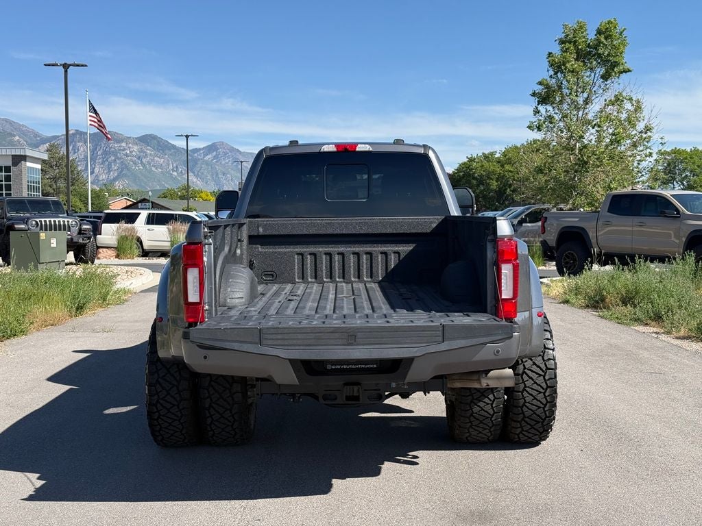 2022 Ford F-450SD Lariat DRW
