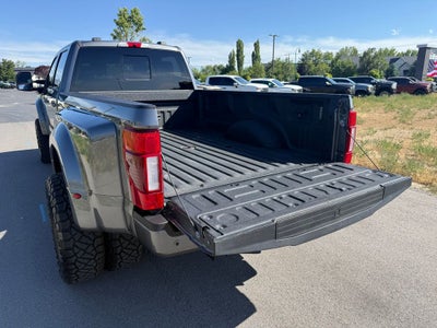 2022 Ford F-450SD Lariat DRW