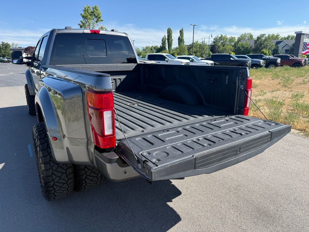 2022 Ford F-450SD Lariat DRW