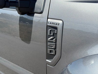 2022 Ford F-450SD Lariat DRW