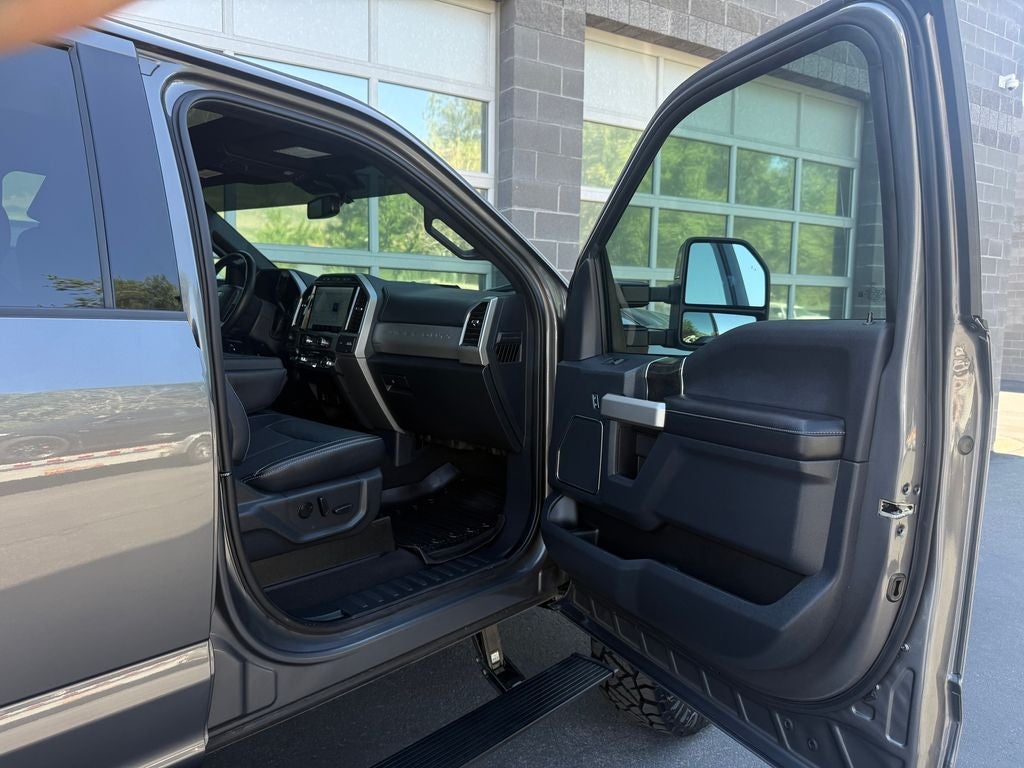 2022 Ford F-450SD Lariat DRW