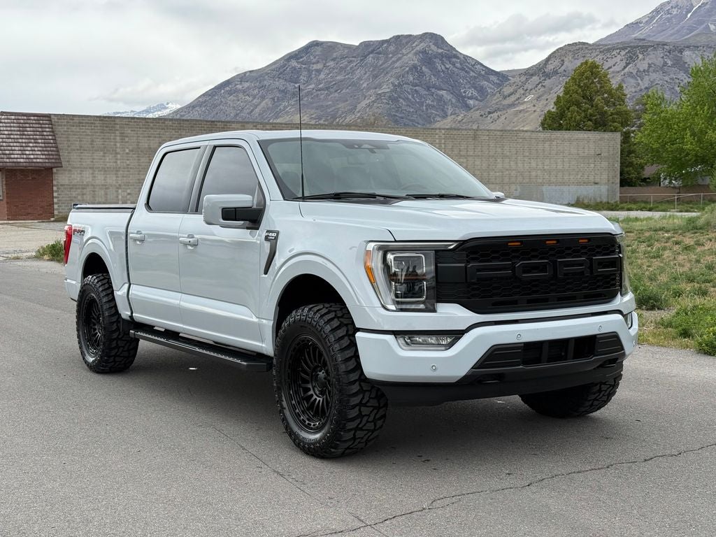 2022 Ford F-150 Lariat 4x4 SuperCrew 145 in's photo