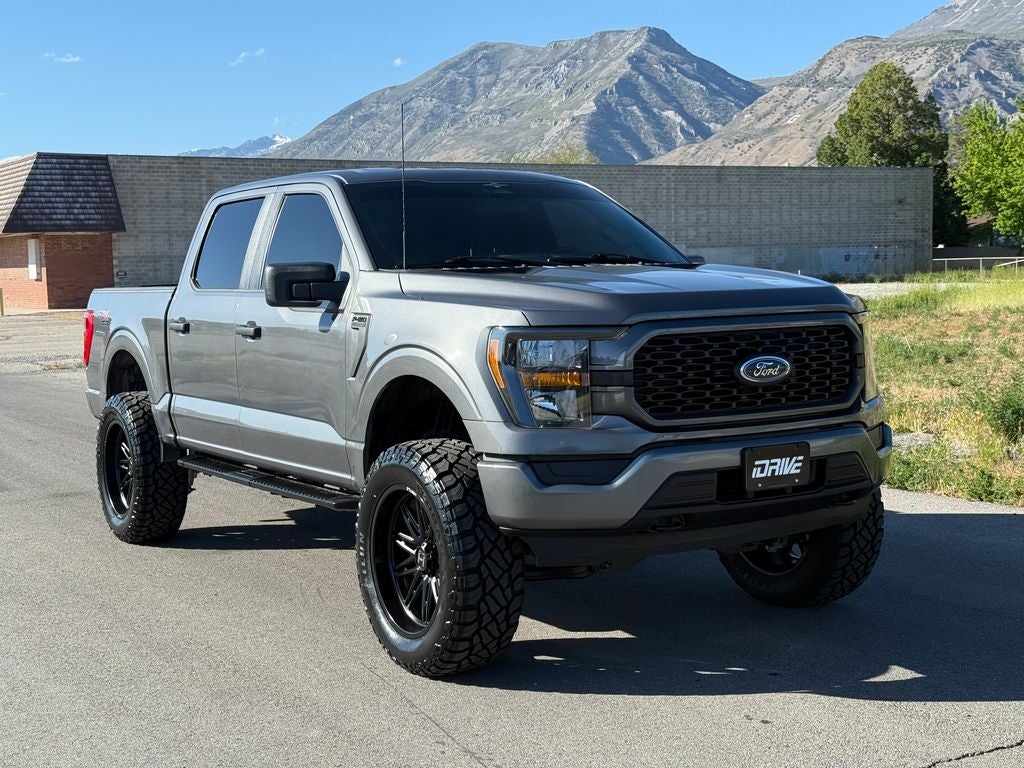 2023 Ford F-150 XL 4x4 SuperCrew 145 in's photo