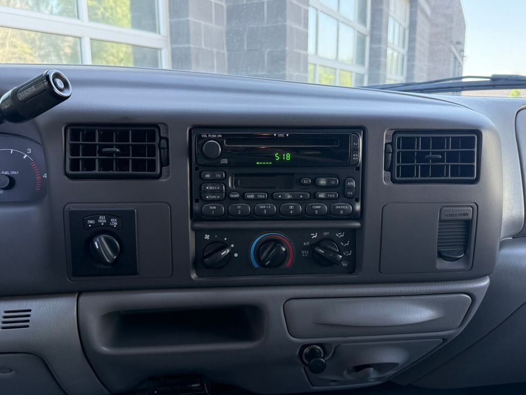 2001 Ford F-250SD Lariat