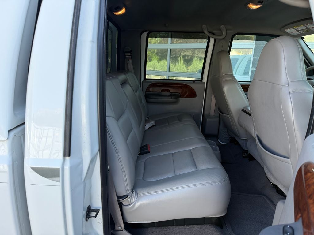 2001 Ford F-250SD Lariat