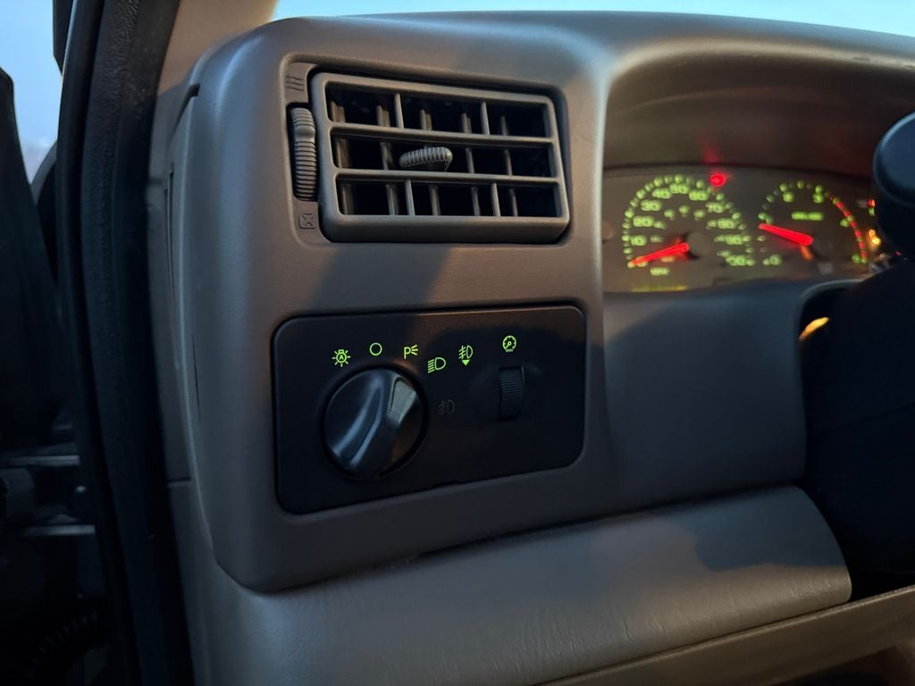 2002 Ford F-250SD XL