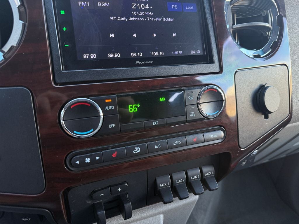 2010 Ford F-250SD Lariat