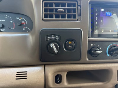 2004 Ford F-350SD XL