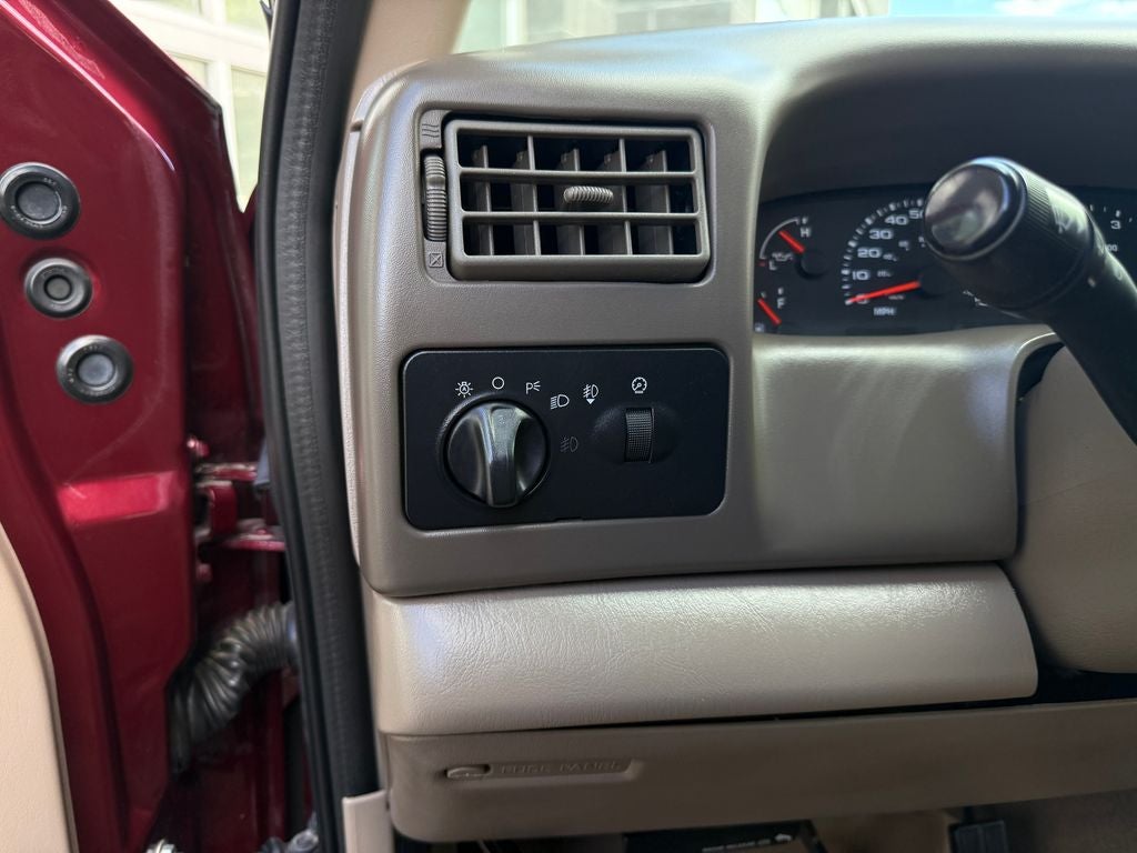 2004 Ford F-350SD XL