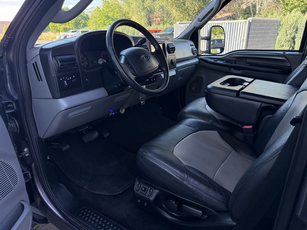 2006 Ford F-350SD XLT