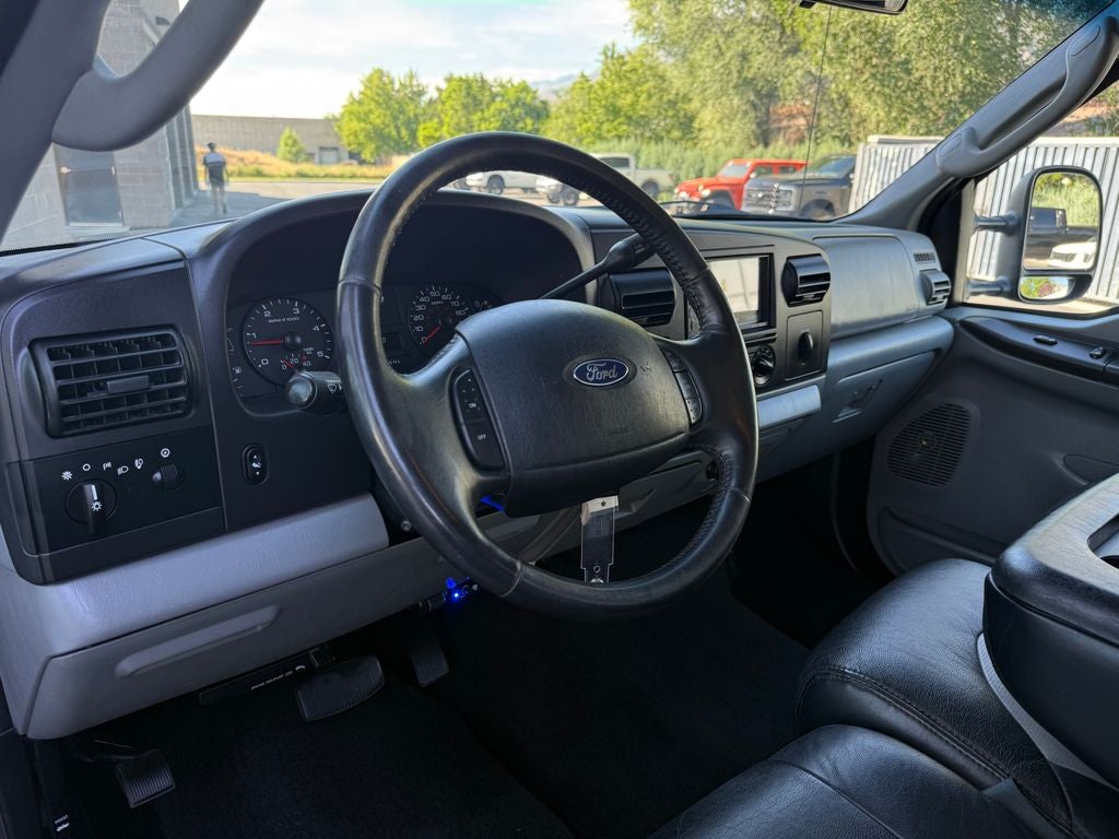 2006 Ford F-350SD XLT