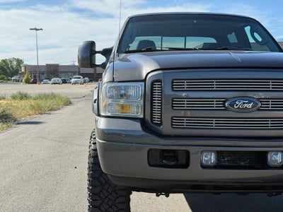 2006 Ford F-350SD XLT