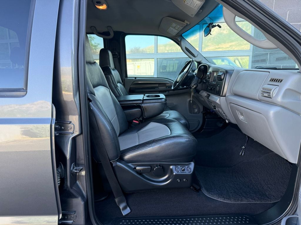 2006 Ford F-350SD XLT