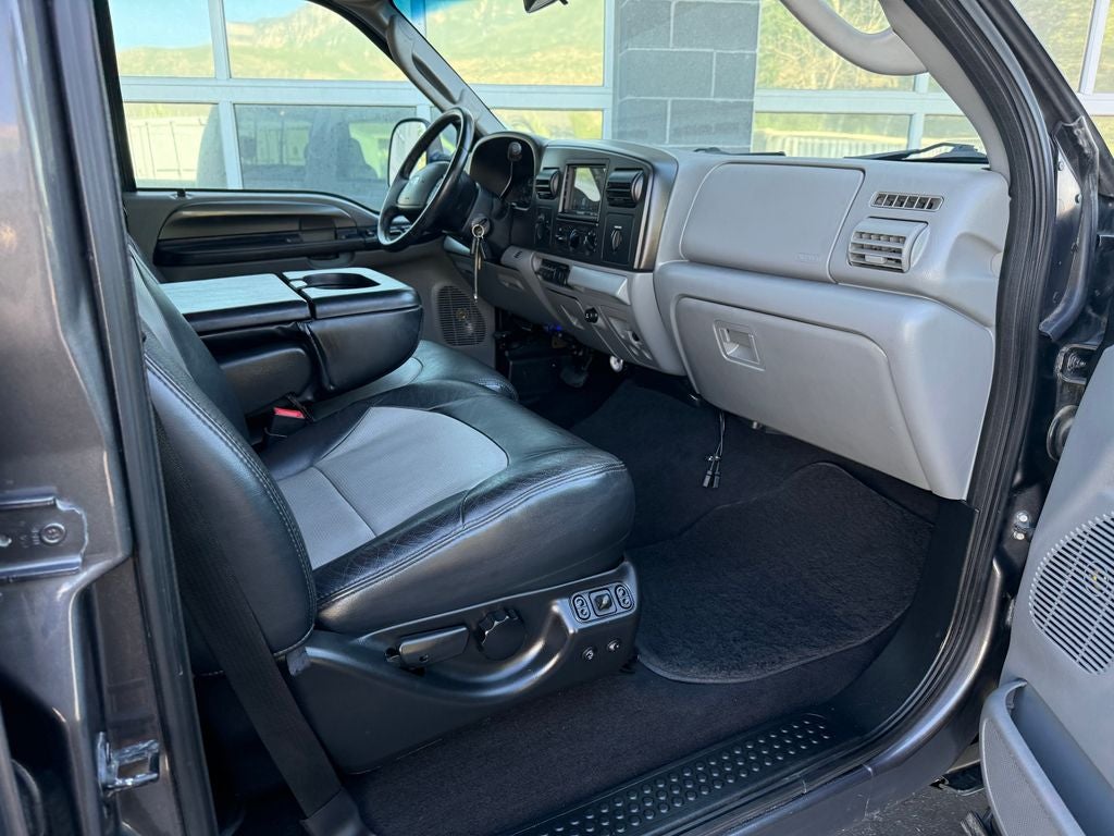2006 Ford F-350SD XLT