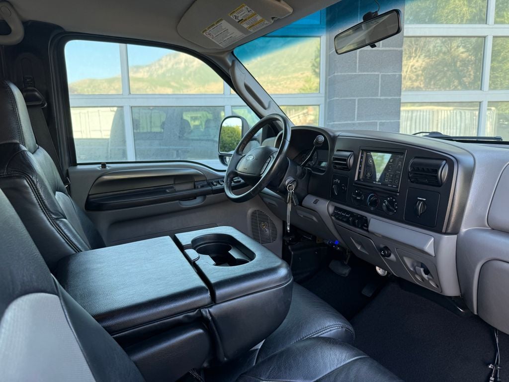 2006 Ford F-350SD XLT