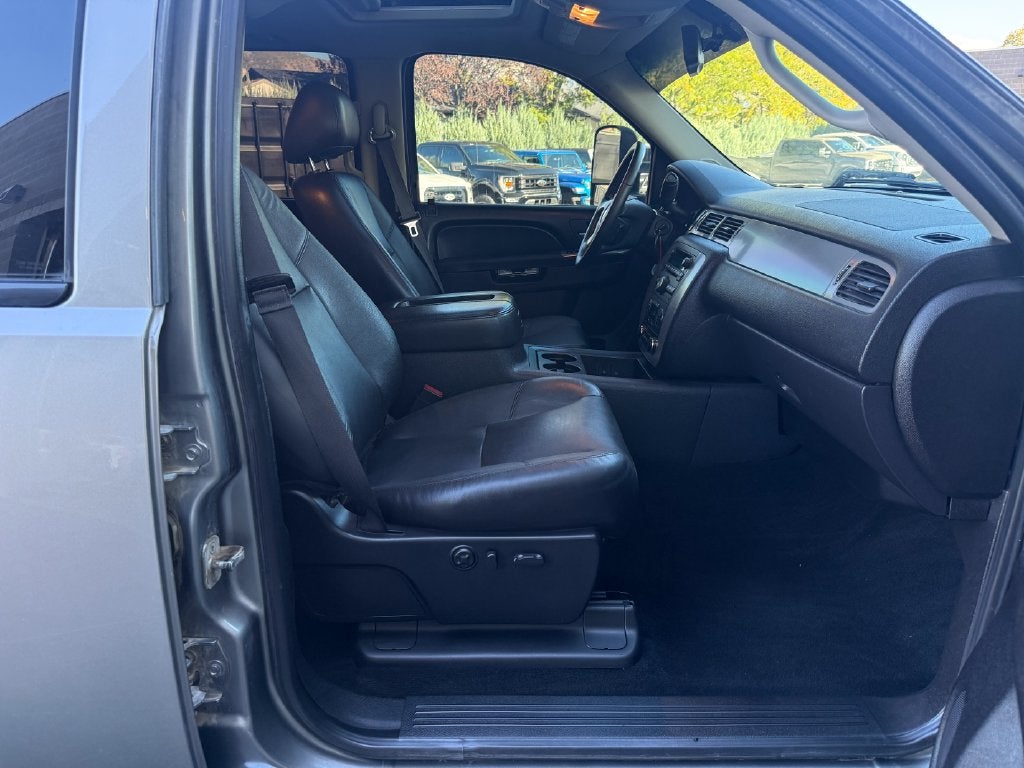 2014 Chevrolet Silverado 3500HD LTZ